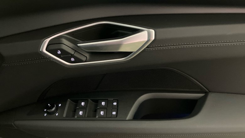 Audi e-tron GT 390kW Quattro 93kWh 4dr Auto Electric Saloon